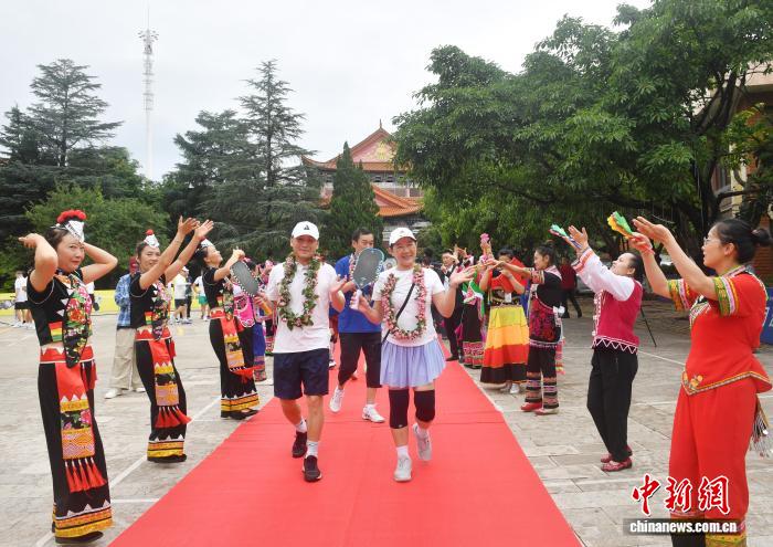 深度解析：巅峰国际如何持续优化用户体验，引领行业创新。 - 巅峰国际